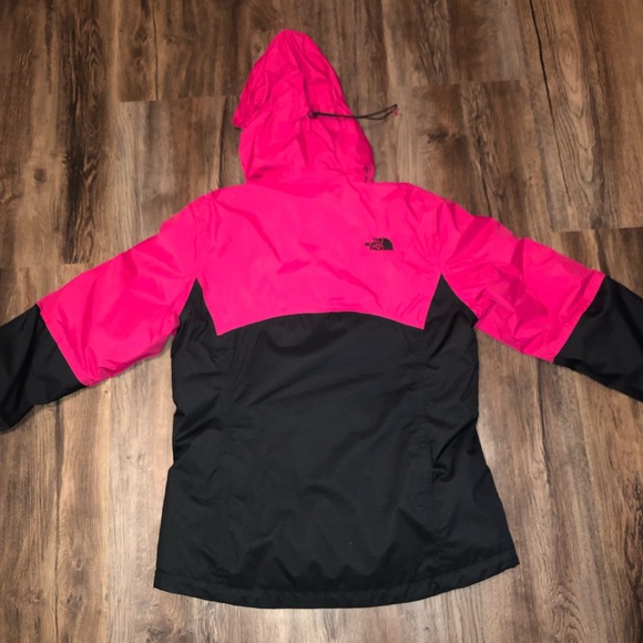 NORTHFACE winter jacket - Picture 7 of 8